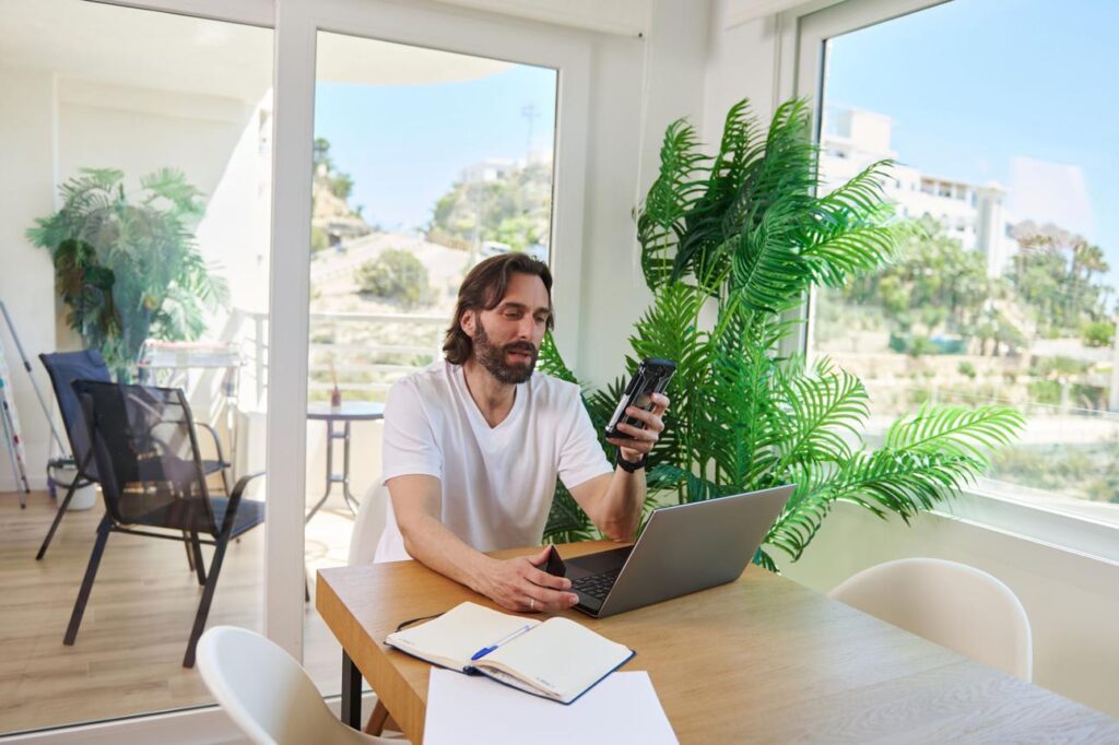 homepage middle signing legal document online notarization